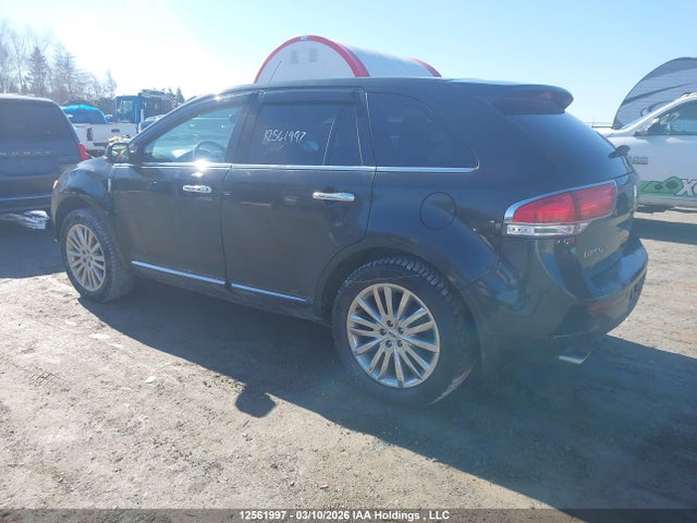 Lincoln MKX 2015 2LMDJ8JK4FBL27683 Image 3