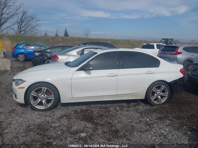 12562012 :رقم المزاد ، WBA3A5C56DF453389 vin ، 2013 Bmw 328 I مزاد بيع