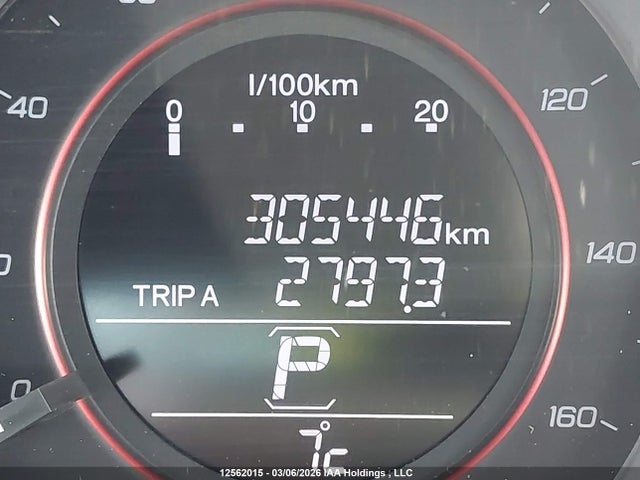 12562015 :رقم المزاد ، 1HGCT2B86FA800311 vin ، 2015 Honda Accord Exl مزاد بيع