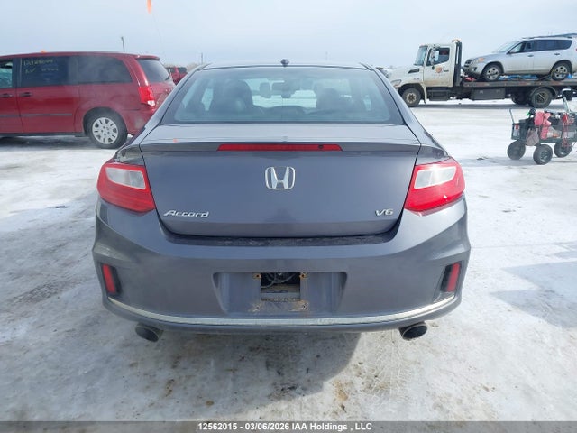 12562015 :رقم المزاد ، 1HGCT2B86FA800311 vin ، 2015 Honda Accord Exl مزاد بيع