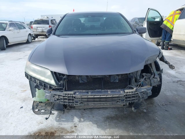 12562015 :رقم المزاد ، 1HGCT2B86FA800311 vin ، 2015 Honda Accord Exl مزاد بيع
