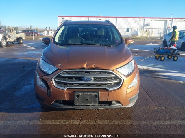 12562040 :رقم المزاد ، MAJ3P1TE3JC166802 vin ، 2018 Ford Ecosport Se مزاد بيع