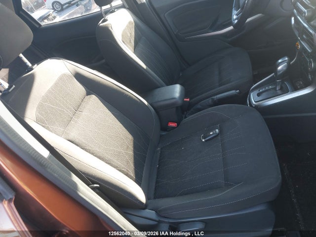 12562040 :رقم المزاد ، MAJ3P1TE3JC166802 vin ، 2018 Ford Ecosport Se مزاد بيع