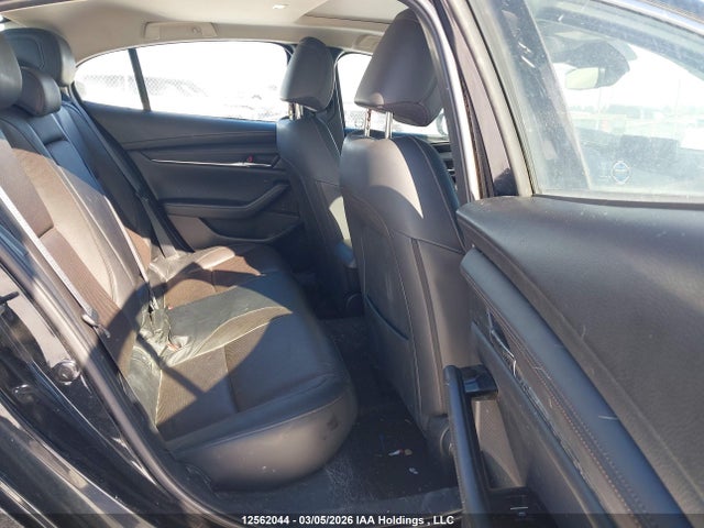 JM1BPBDY4R1653891 Mazda 3 Gt