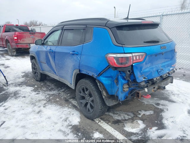 3C4NJDDB9JT255515 Jeep Compass Trailhawk