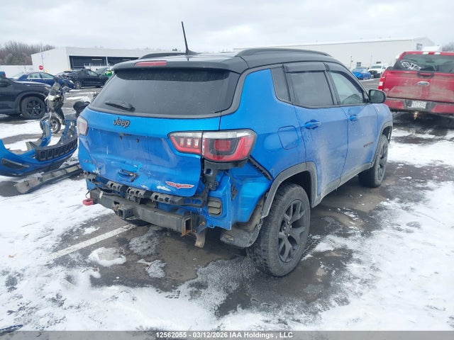 3C4NJDDB9JT255515 Jeep Compass Trailhawk