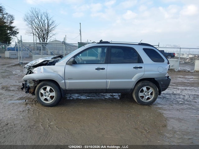 12562063 :رقم المزاد ، KNDJE723677446127 vin ، 2007 Kia Sportage Ex/lx مزاد بيع