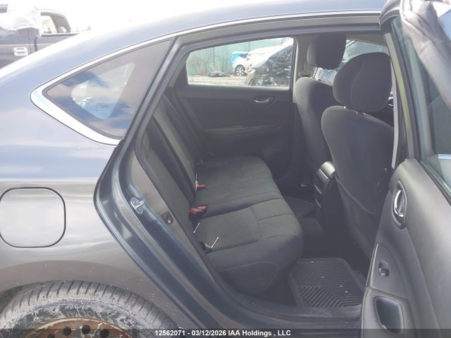 2016 Nissan Sentra 1.8 S/1.8 Sl/1.8 Sr/1.8 Sv მანქანა იყიდება აუქციონზე, vin: 3N1AB7AP0GL652474, აუქციონის ნომერი: 12562071