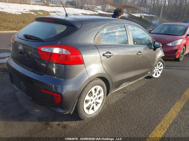 12562079 :رقم المزاد ، KNADM5A39G6740663 vin ، 2016 Kia Rio Lx مزاد بيع