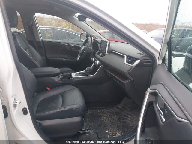 2021 Toyota Rav4 Limited მანქანა იყიდება აუქციონზე, vin: 2T3D1RFV5MW173469, აუქციონის ნომერი: 12562080
