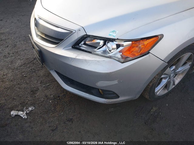 2013 Acura Ilx მანქანა იყიდება აუქციონზე, vin: 19VDE1F54DE401309, აუქციონის ნომერი: 12562084