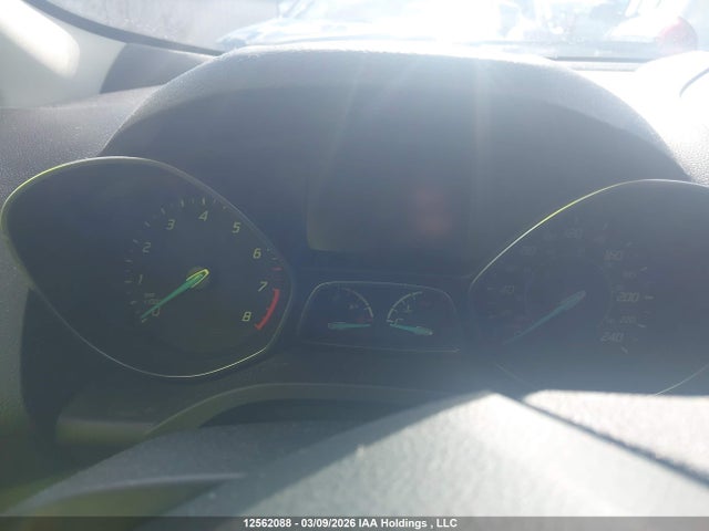 1FMCU9GX8GUA00299 Ford ESCAPE SE