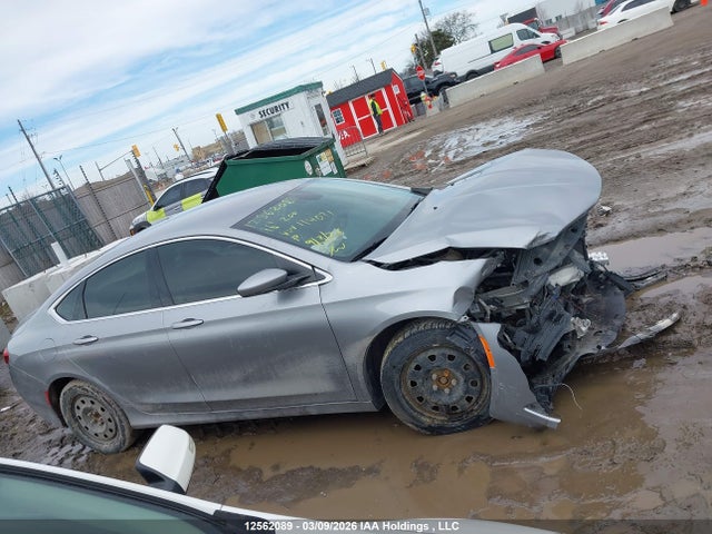 Продажа на аукционе авто 2016 Chrysler 200 Lx, vin: 1C3CCCFBXGN114071, номер лота: 12562089
