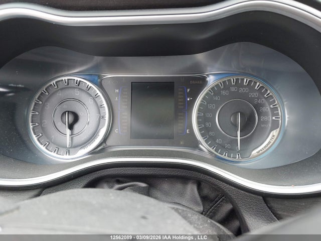 Продажа на аукционе авто 2016 Chrysler 200 Lx, vin: 1C3CCCFBXGN114071, номер лота: 12562089