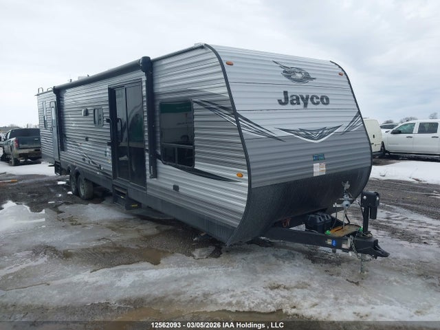 12562093 :رقم المزاد ، 1UJBJ0BV2L1T60173 vin ، 2020 Jayco Jay Flight مزاد بيع