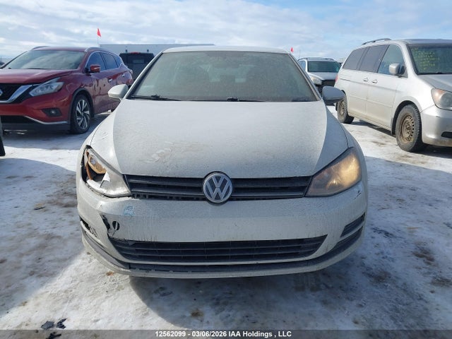 12562099 :رقم المزاد ، 3VW217AU9FM061074 vin ، 2015 Volkswagen Golf مزاد بيع
