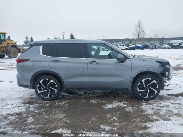 JA4J4UA87NZ620202 Mitsubishi Outlander Se/black Edition