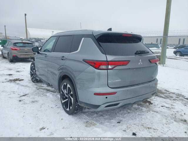 JA4J4UA87NZ620202 Mitsubishi Outlander Se/black Edition
