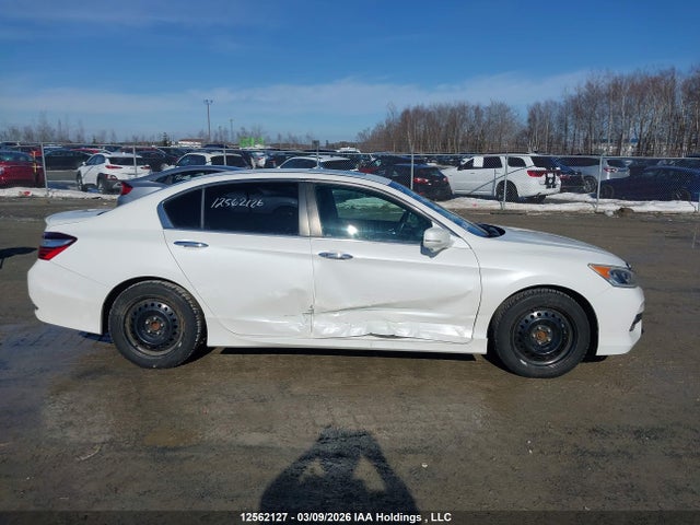 1HGCR2F52HA801182 Honda Accord Sport