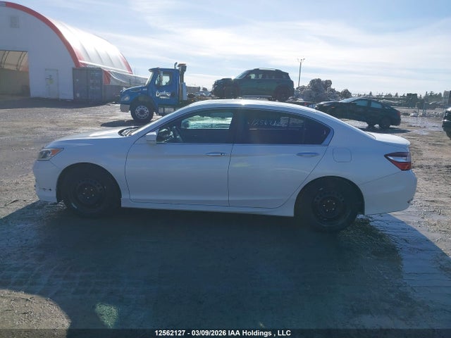 1HGCR2F52HA801182 Honda Accord Sport
