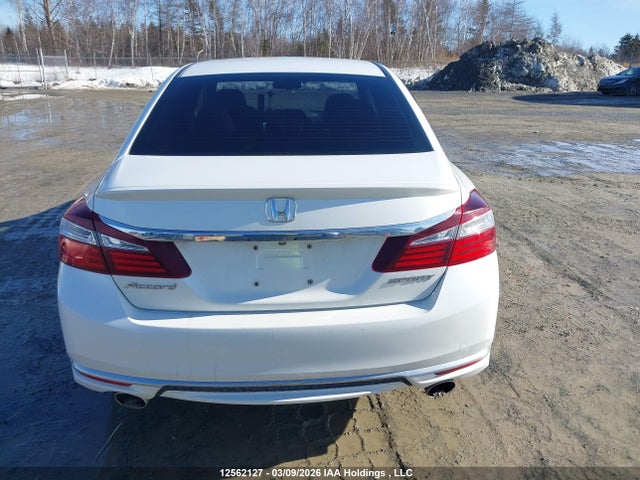 1HGCR2F52HA801182 Honda Accord Sport