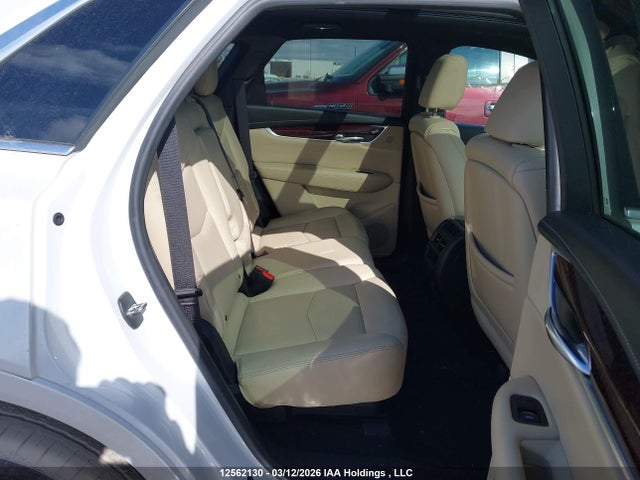 1GYKNDRS8HZ198866 Cadillac XT5 LUXURY