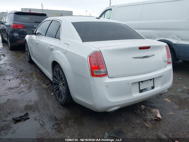 2013 Chrysler 300 S მანქანა იყიდება აუქციონზე, vin: 2C3CCABG5DH513142, აუქციონის ნომერი: 12562134