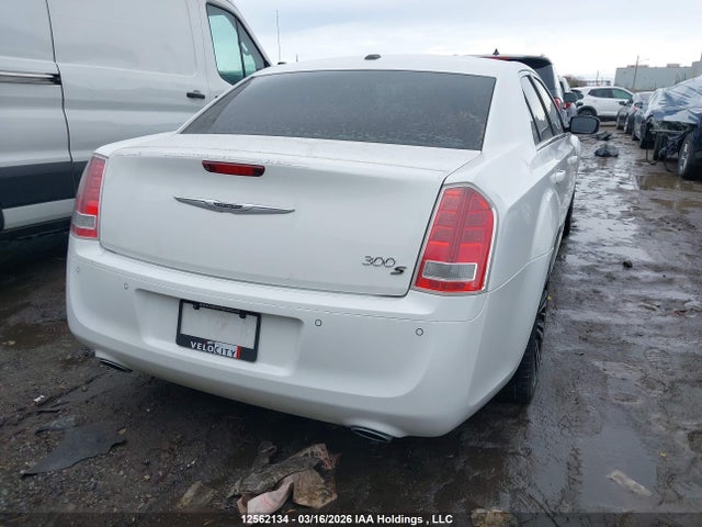 2013 Chrysler 300 S მანქანა იყიდება აუქციონზე, vin: 2C3CCABG5DH513142, აუქციონის ნომერი: 12562134