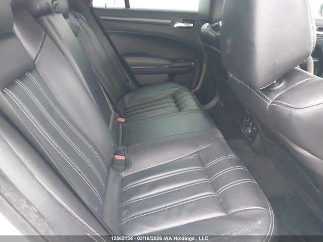 2013 Chrysler 300 S მანქანა იყიდება აუქციონზე, vin: 2C3CCABG5DH513142, აუქციონის ნომერი: 12562134