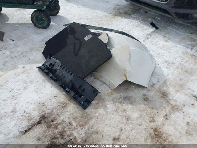 JTNK4RBE3K3045392 Toyota Corolla