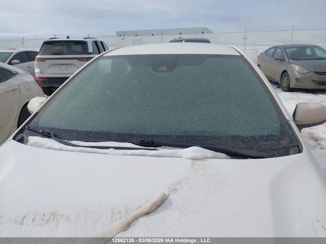 JTNK4RBE3K3045392 Toyota Corolla