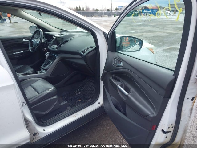 12562140 :رقم المزاد ، 1FMCU9GX8DUD42850 vin ، 2013 Ford Escape Se مزاد بيع