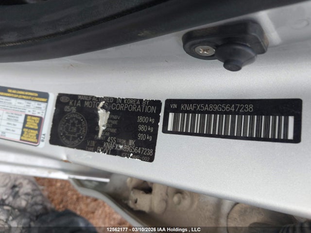 12562177 :رقم المزاد ، KNAFX5A89G5647238 vin ، 2016 Kia Forte5 مزاد بيع