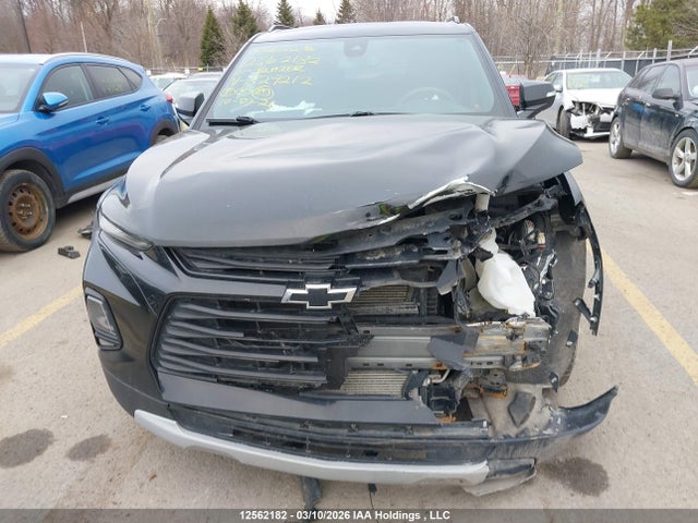 3GNKBHRS1MS529212 Chevrolet BLAZER 2LT
