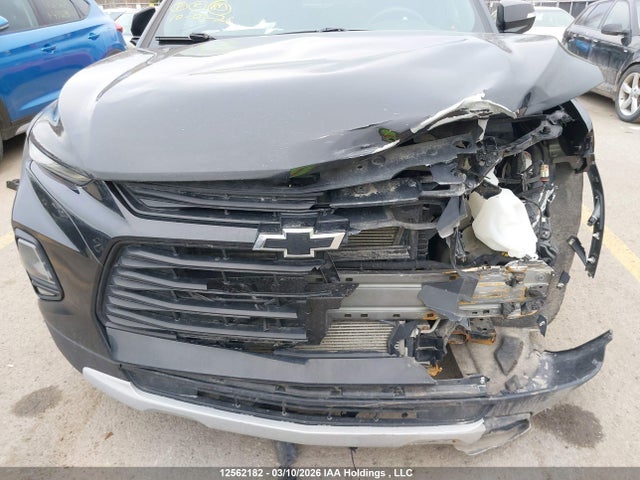 3GNKBHRS1MS529212 Chevrolet BLAZER 2LT