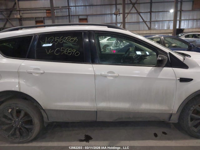 2017 Ford Escape Se მანქანა იყიდება აუქციონზე, vin: 1FMCU9GD1HUC56890, აუქციონის ნომერი: 12562203