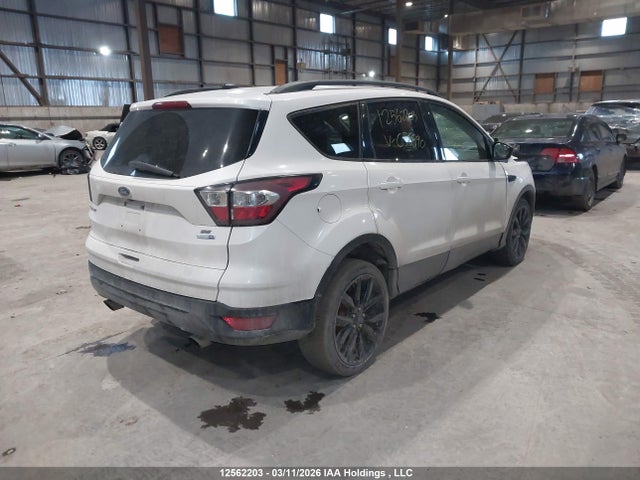 2017 Ford Escape Se მანქანა იყიდება აუქციონზე, vin: 1FMCU9GD1HUC56890, აუქციონის ნომერი: 12562203