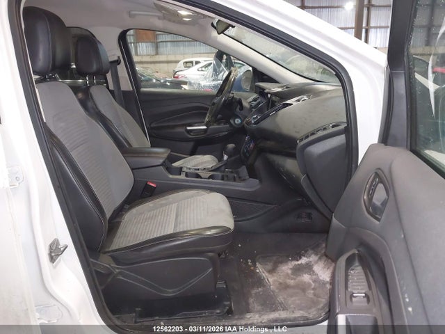 2017 Ford Escape Se მანქანა იყიდება აუქციონზე, vin: 1FMCU9GD1HUC56890, აუქციონის ნომერი: 12562203