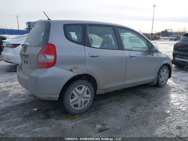 Продаж на аукціоні авто 2007 Honda Fit, vin: JHMGD38477S806670, номер лоту: 12562214