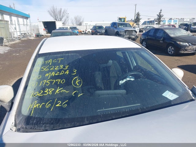 2020 Mazda 3 მანქანა იყიდება აუქციონზე, vin: JM1BPAB72L1175790, აუქციონის ნომერი: 12562233