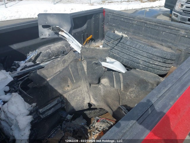 Продаж на аукціоні авто 2018 Chevrolet Silverado K1500 Lt, vin: 1GCUKRECXJF240724, номер лоту: 12562239