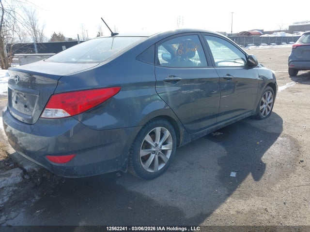12562241 :رقم المزاد ، KMHCU4AEXCU231869 vin ، 2012 Hyundai Accent مزاد بيع