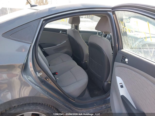 12562241 :رقم المزاد ، KMHCU4AEXCU231869 vin ، 2012 Hyundai Accent مزاد بيع