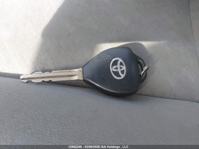 12562246 :رقم المزاد ، 2T1BU4EE5AC271944 vin ، 2010 Toyota Corolla مزاد بيع