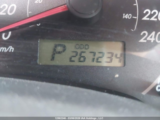 12562246 :رقم المزاد ، 2T1BU4EE5AC271944 vin ، 2010 Toyota Corolla مزاد بيع