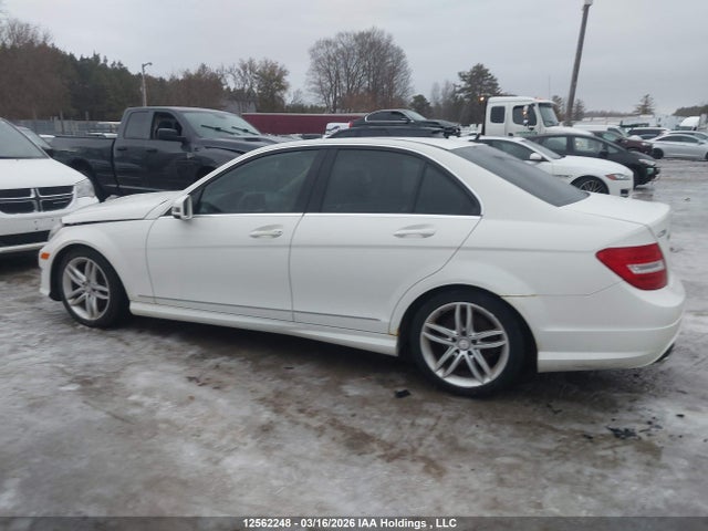 12562248 :رقم المزاد ، WDDGF8FB1CA698918 vin ، 2012 Mercedes-benz C 250 4matic مزاد بيع