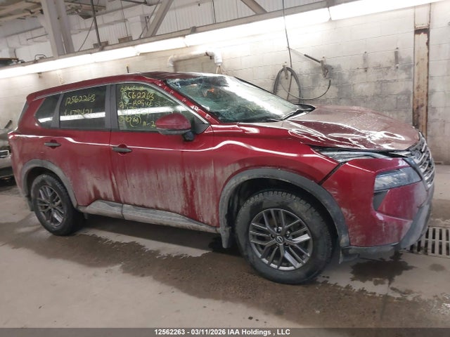 JN8BT3AB6RW179421 Nissan ROGUE S
