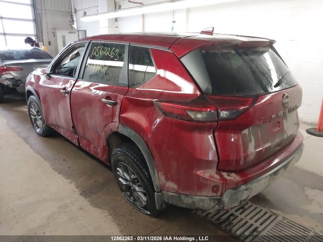 JN8BT3AB6RW179421 Nissan ROGUE S