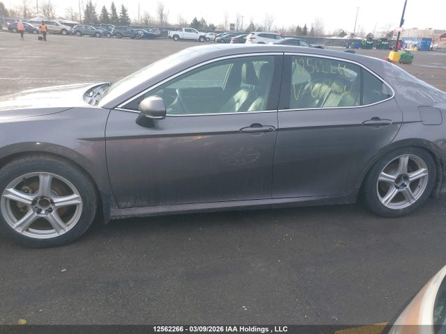 4T1B11HK3JU004244 Toyota CAMRY XLE