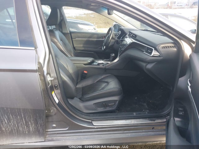 4T1B11HK3JU004244 Toyota CAMRY XLE